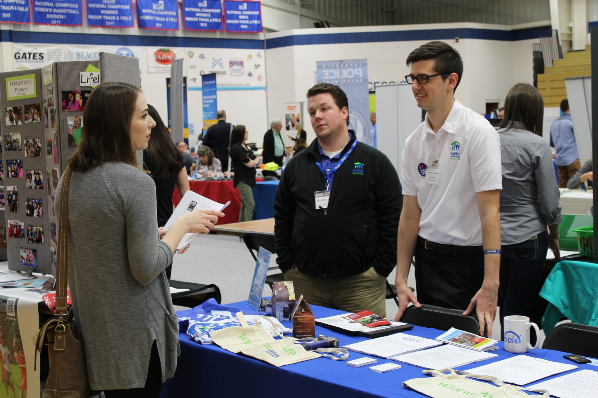 Bethel Alumnus Comes Full Circle at Career Fair Bethel University